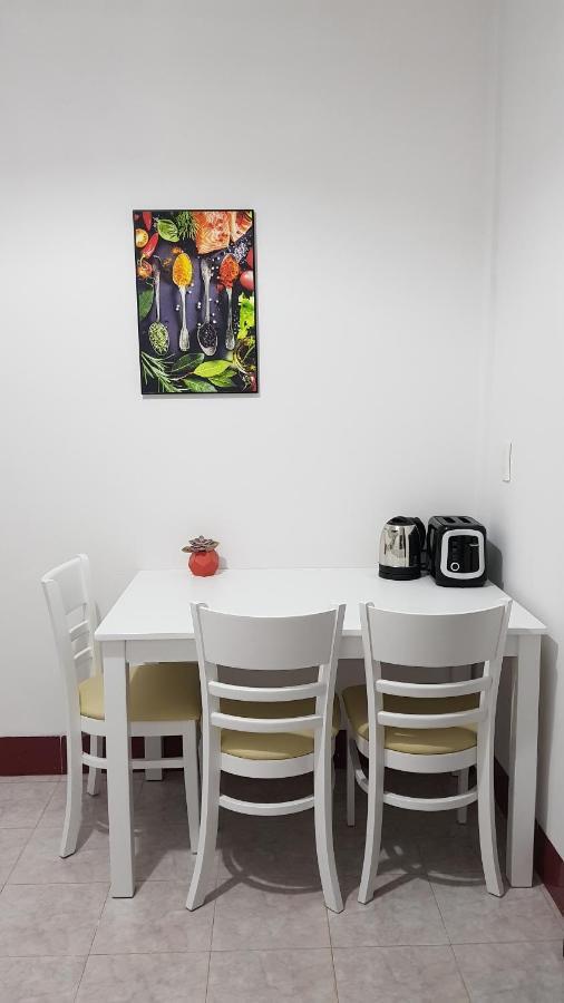 Chic Studio Homestay Hue Εξωτερικό φωτογραφία